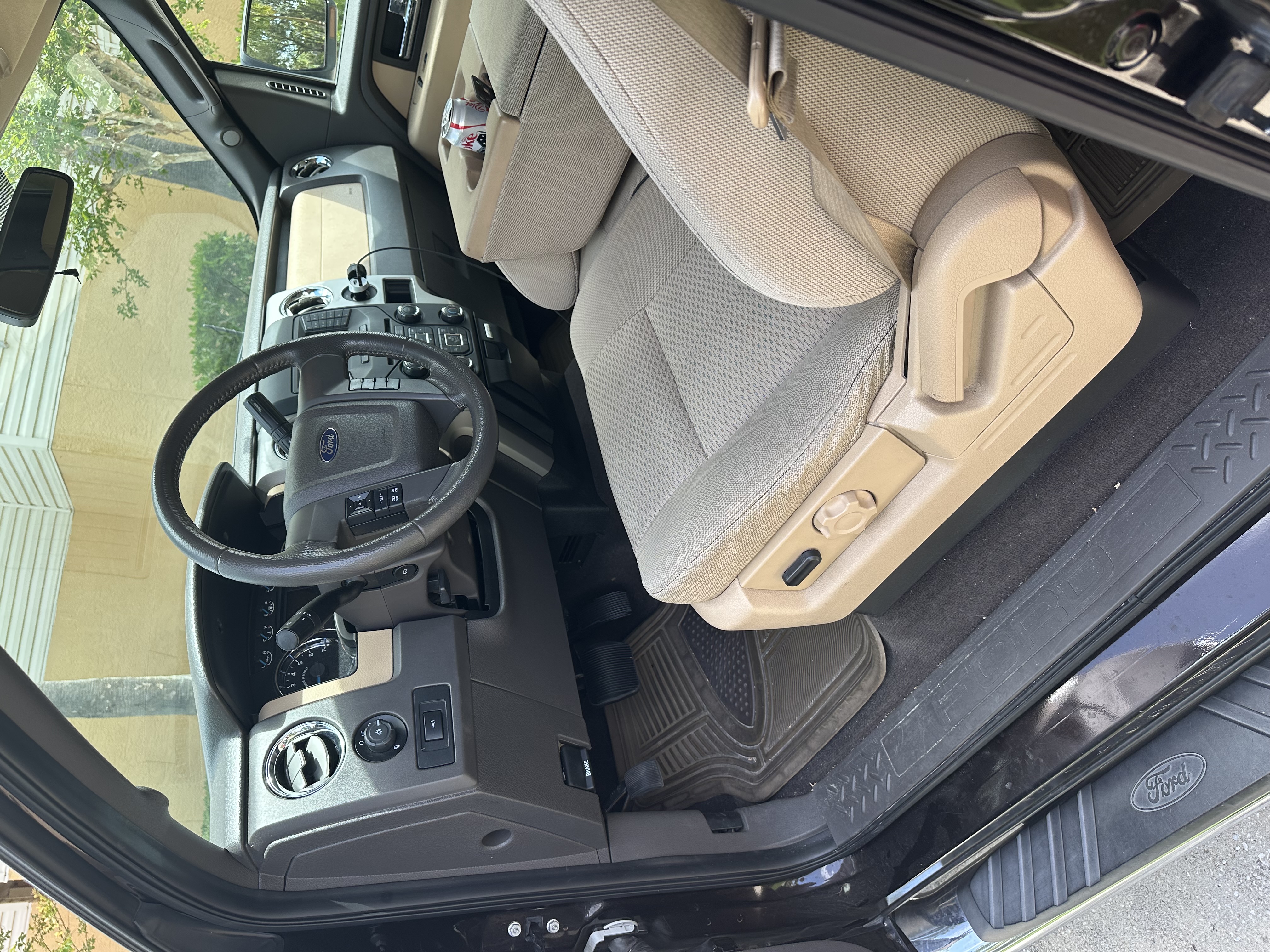 Used 2013 Ford F150 XLT w/ XLT Chrome Pkg AWD/4WD image 8