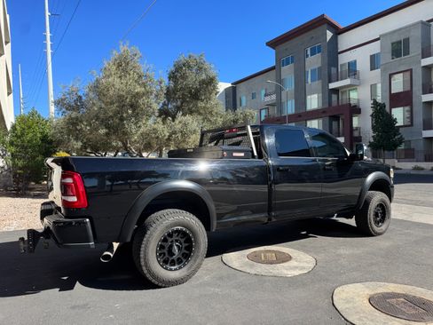Used 2024 RAM 3500 Laramie image 6