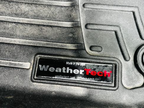 Used 2019 Chevrolet Equinox LT image 23