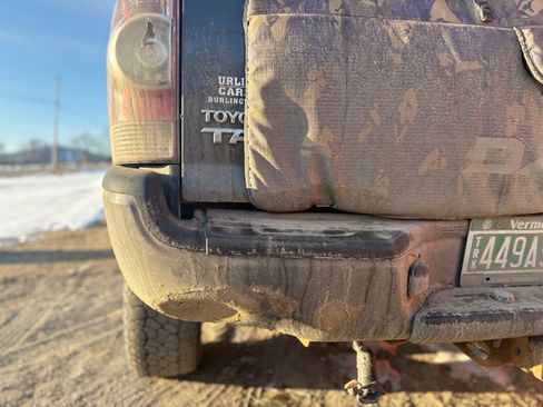 Used 2010 Toyota Tacoma 4x4 Double Cab V6 image 6