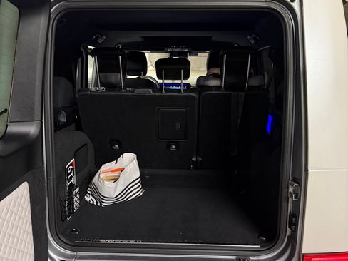 Used 2023 Mercedes-Benz G 550 image 6