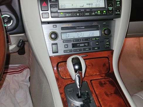 Used 2007 Lexus SC 430 Convertible image 14