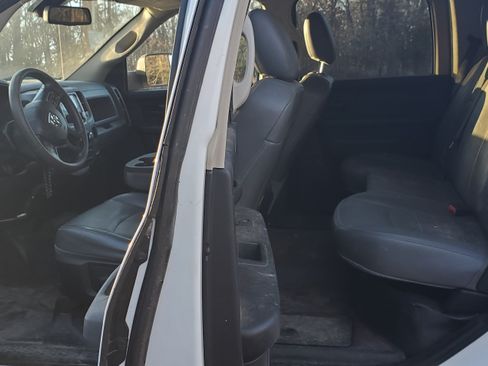 Used 2018 RAM 2500 Tradesman image 4