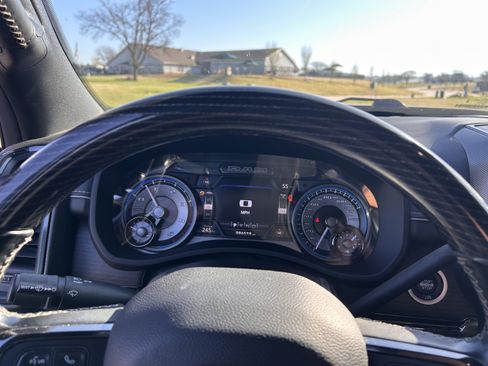 Used 2022 RAM 2500 Limited w/ Towing Technology Group image 16