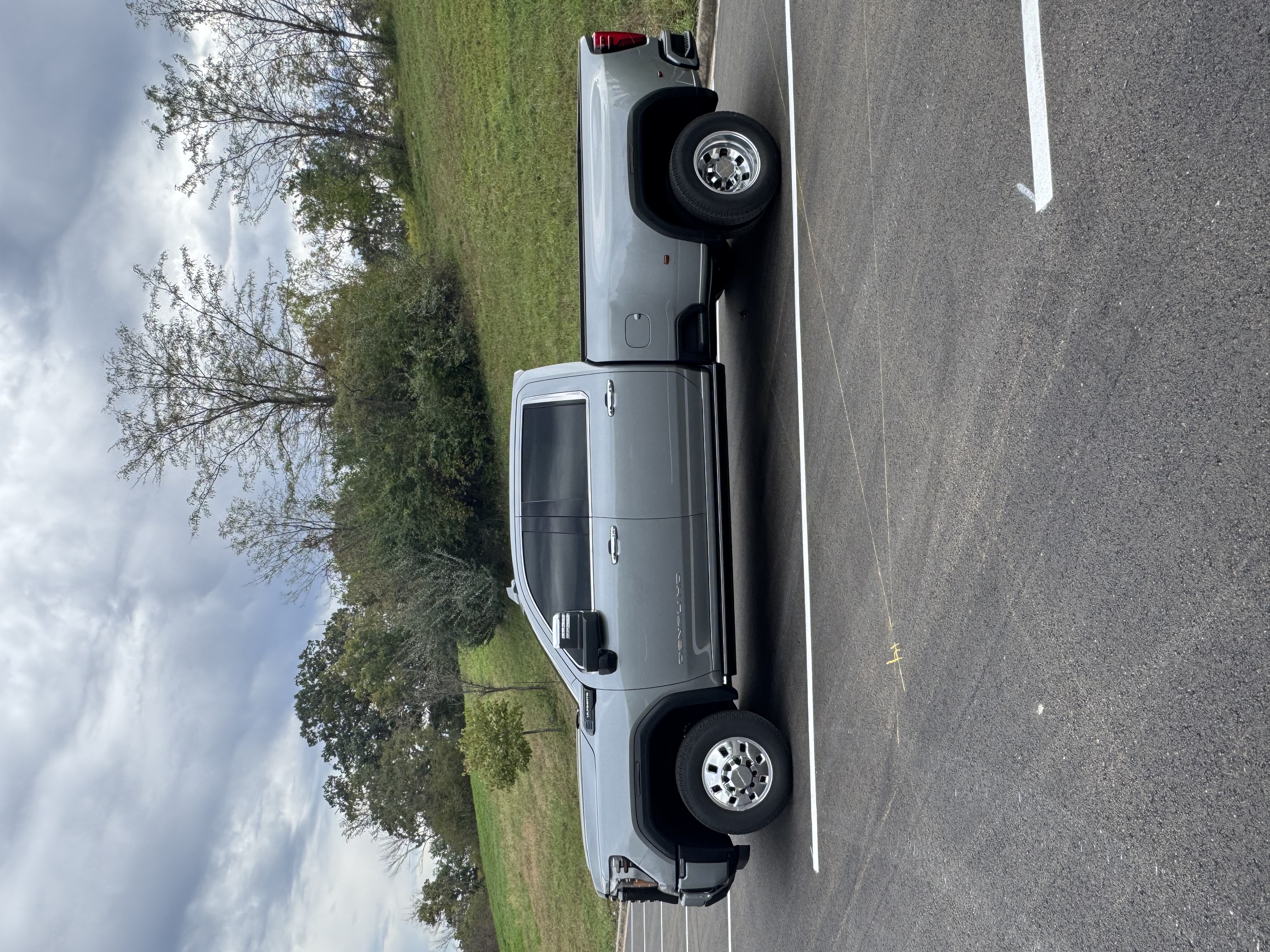 Used 2025 GMC Sierra 3500 Denali Ultimate AWD/4WD image 1
