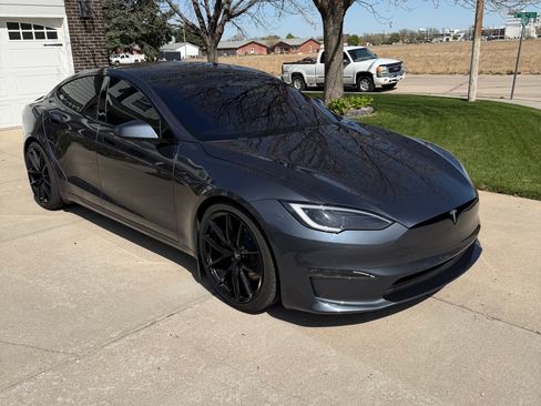Used 2023 Tesla Model S Standard Range AWD/4WD image 10
