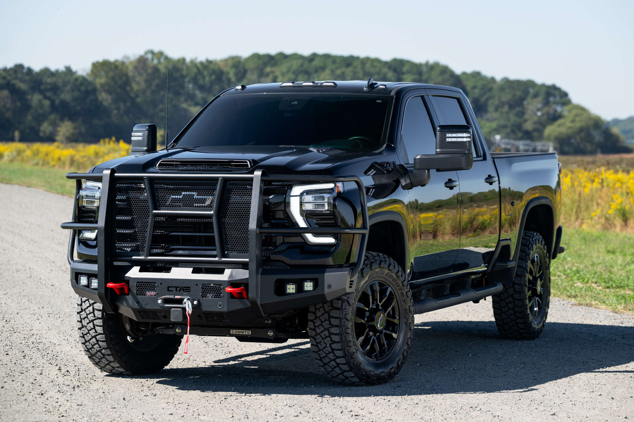 Used 2026 Chevrolet Silverado 2500 LTZ w/ Trail Boss Package AWD/4WD image 2