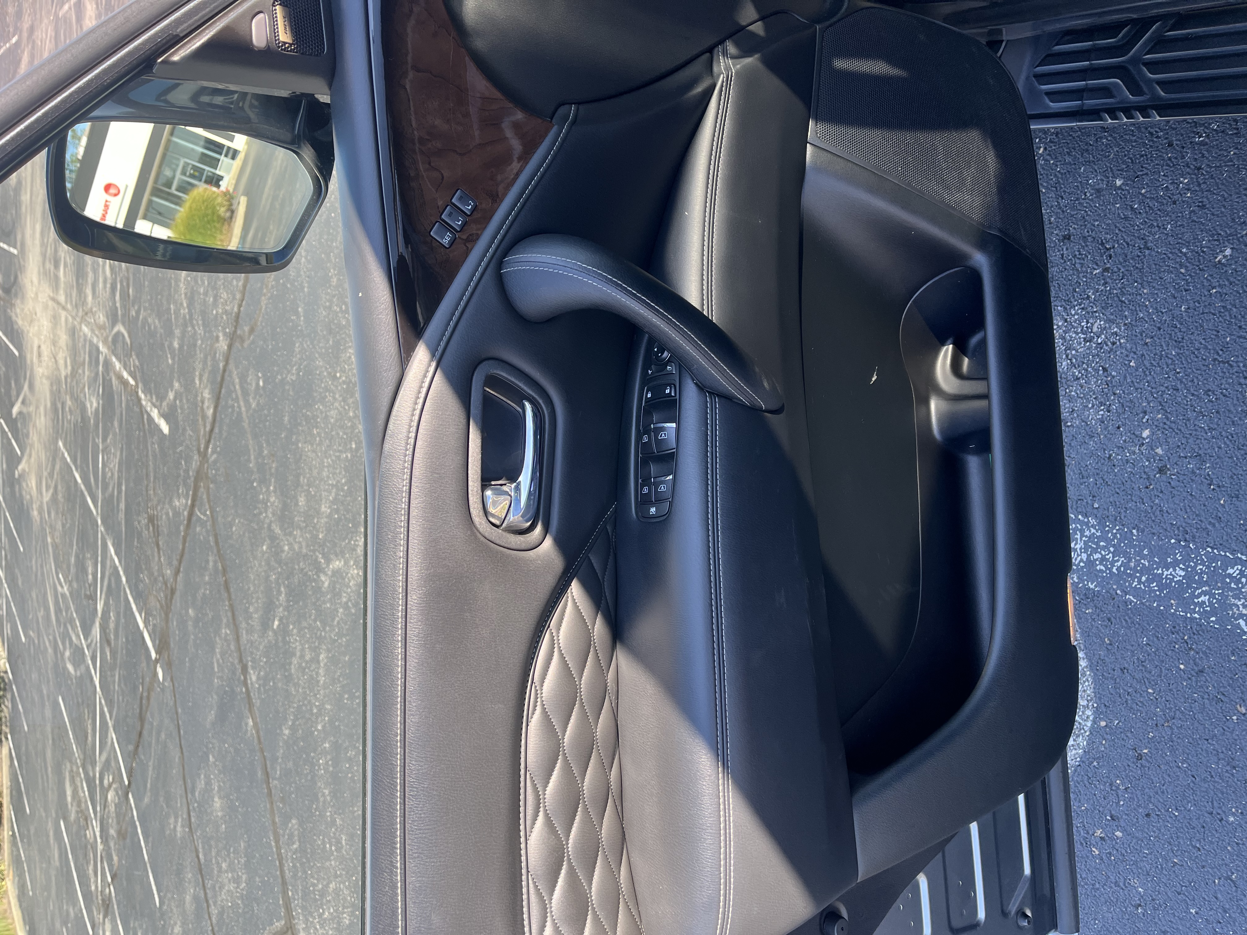 Used 2019 INFINITI QX80 Luxe AWD/4WD image 11