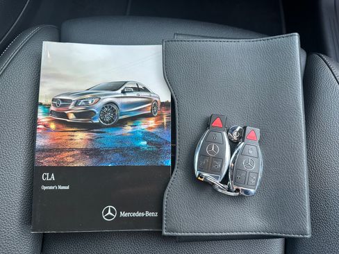 Used 2016 Mercedes-Benz CLA 250 image 32