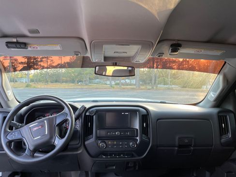 Used 2019 GMC Sierra 2500 4x4 Crew Cab w/ Sierra Convenience Package image 15