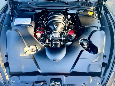 Used 2014 Maserati GranTurismo MC image 6