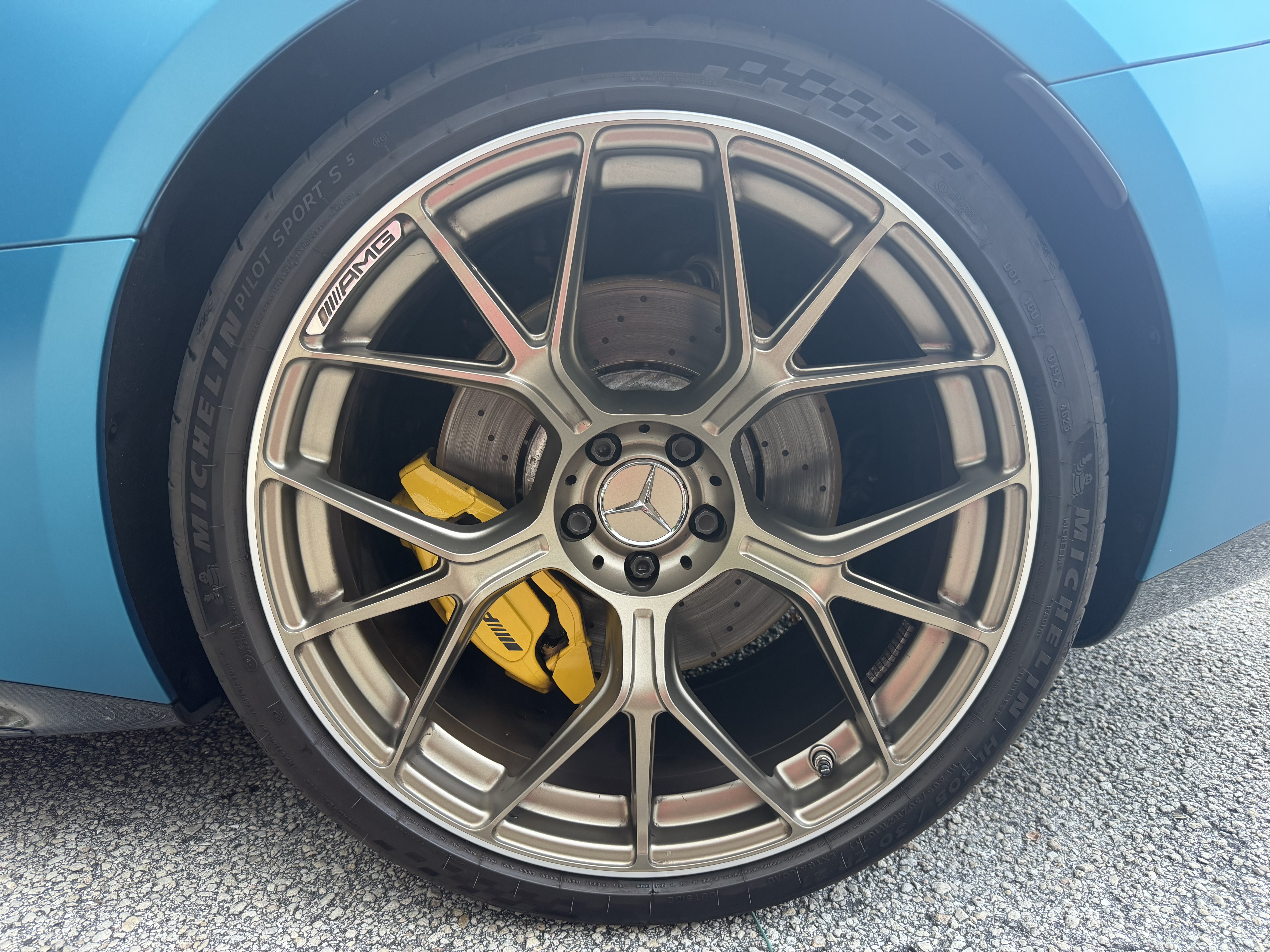 Used 2024 Mercedes-Benz AMG GT 63 image 19