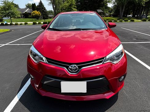 Used 2015 Toyota Corolla LE Premium FWD image 2