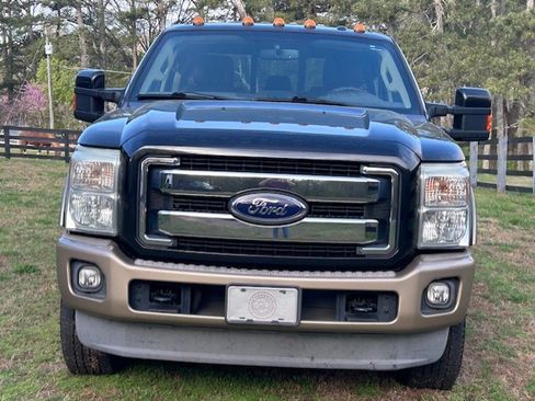 Used 2013 Ford F250 King Ranch image 6