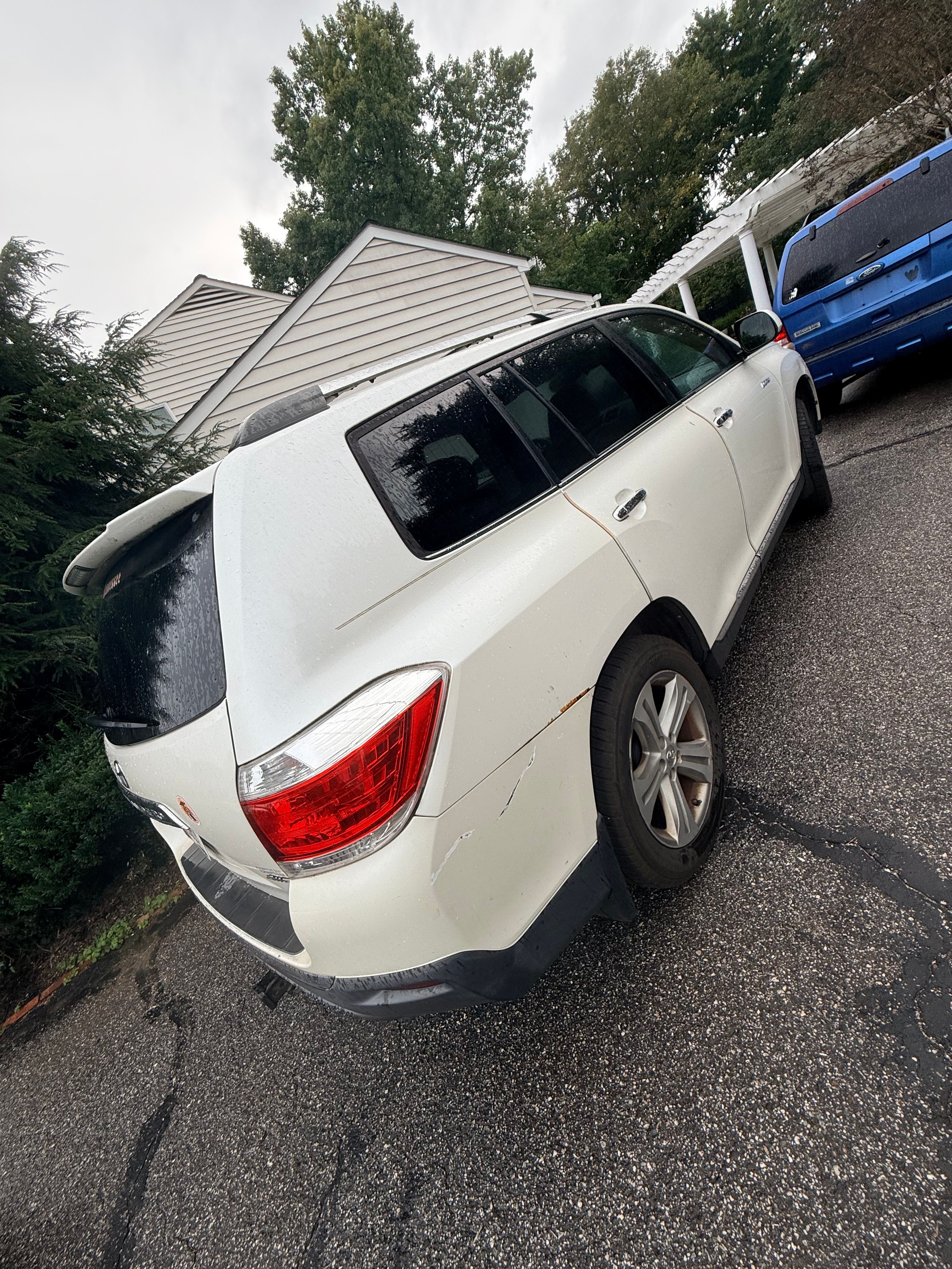 Used 2013 Toyota Highlander Limited AWD/4WD image 5