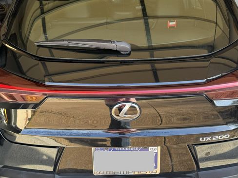 Used 2019 Lexus UX 200 F Sport image 5