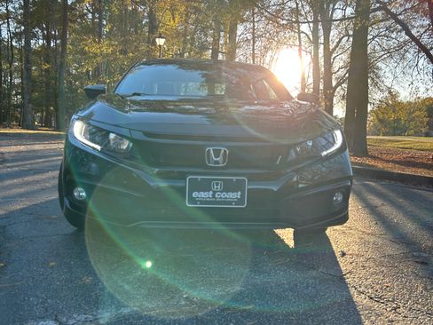 Used 2021 Honda Civic Sport image 10