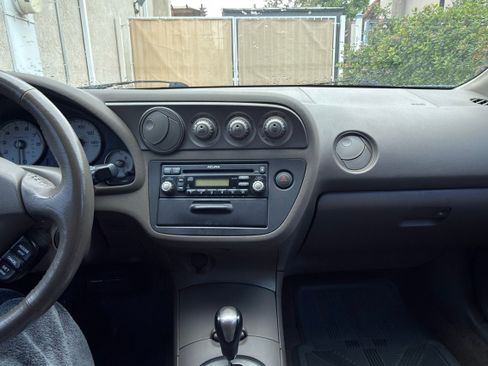 Used 2006 Acura RSX image 2