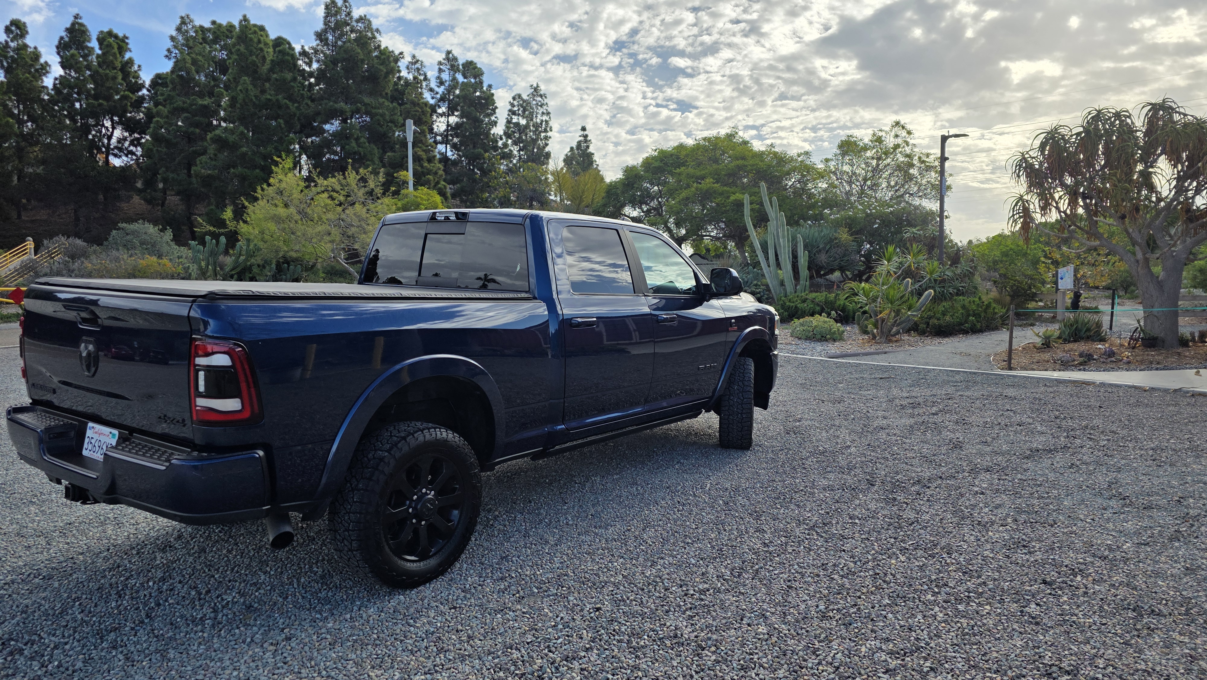 Used 2021 RAM 2500 Laramie AWD/4WD image 5