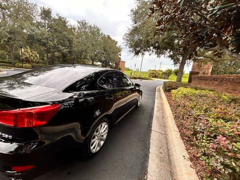 Used 2010 Lexus IS 250 AWD w/ Luxury Plus Value Edition image 6