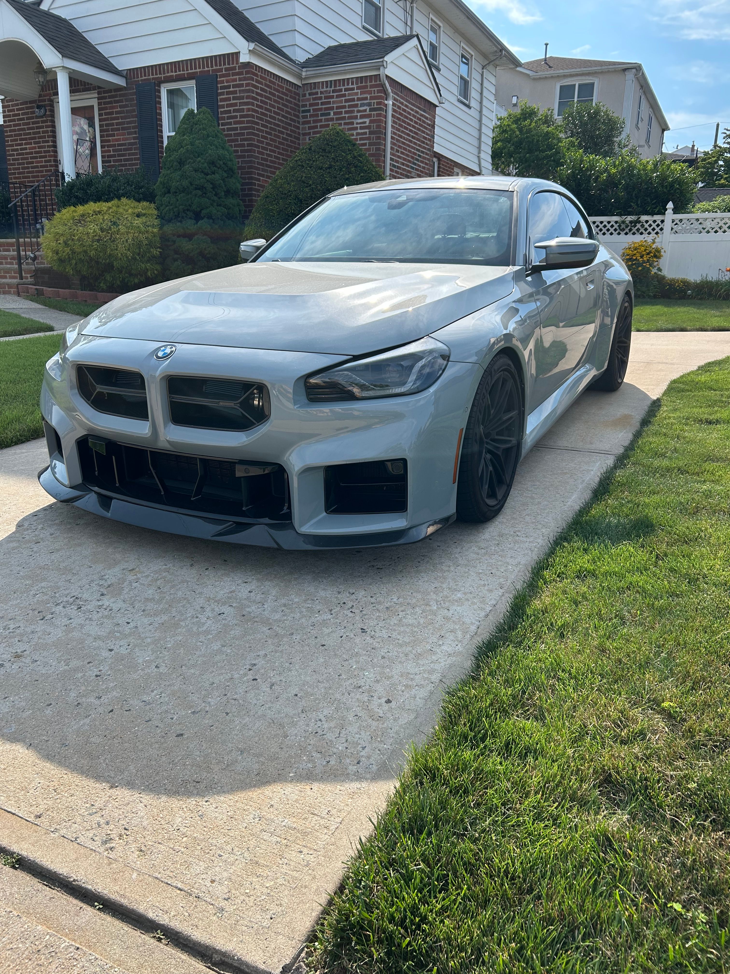 Used 2023 BMW M2 w/ Carbon Package RWD image 1