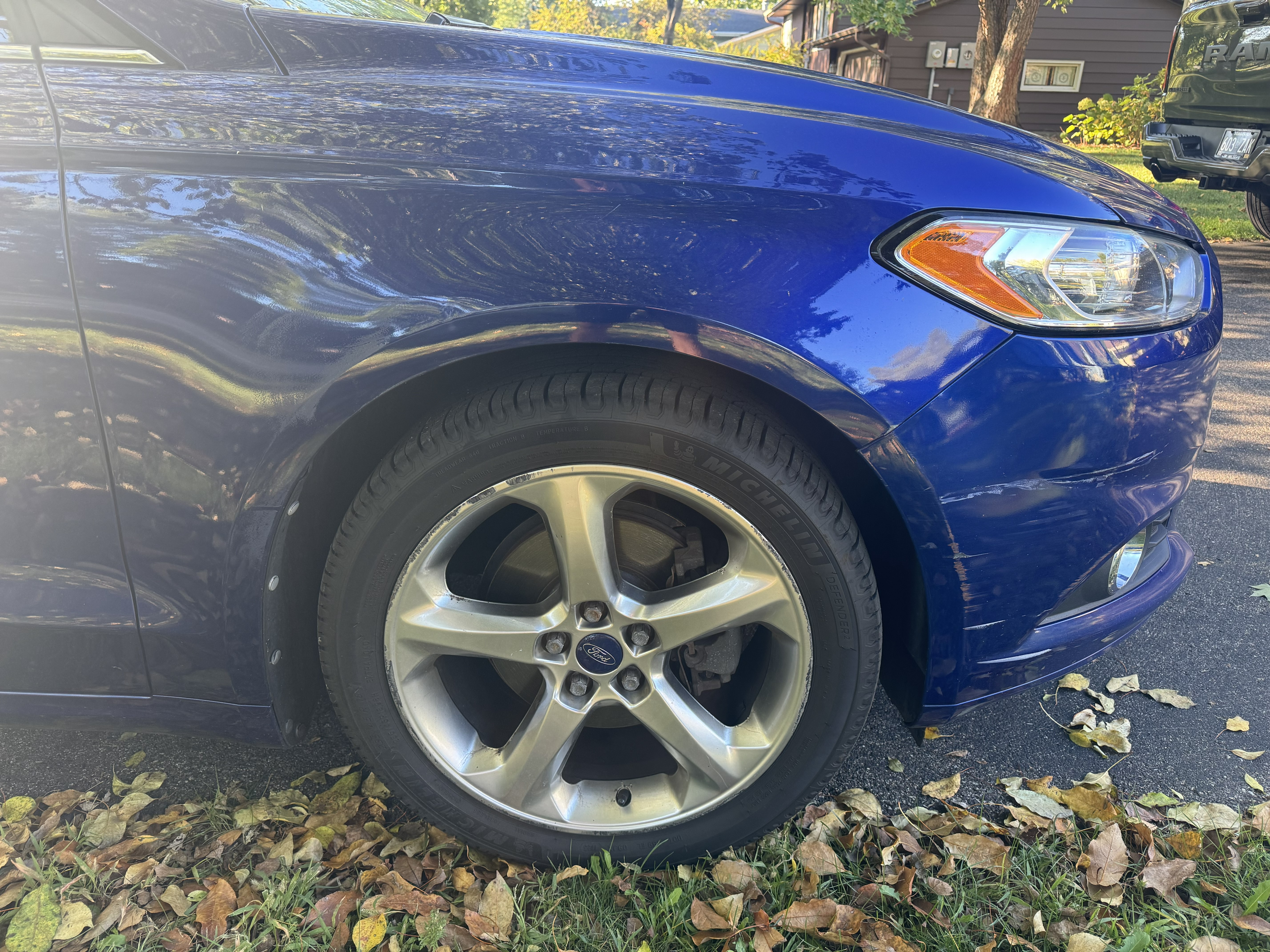Used 2013 Ford Fusion SE FWD image 6