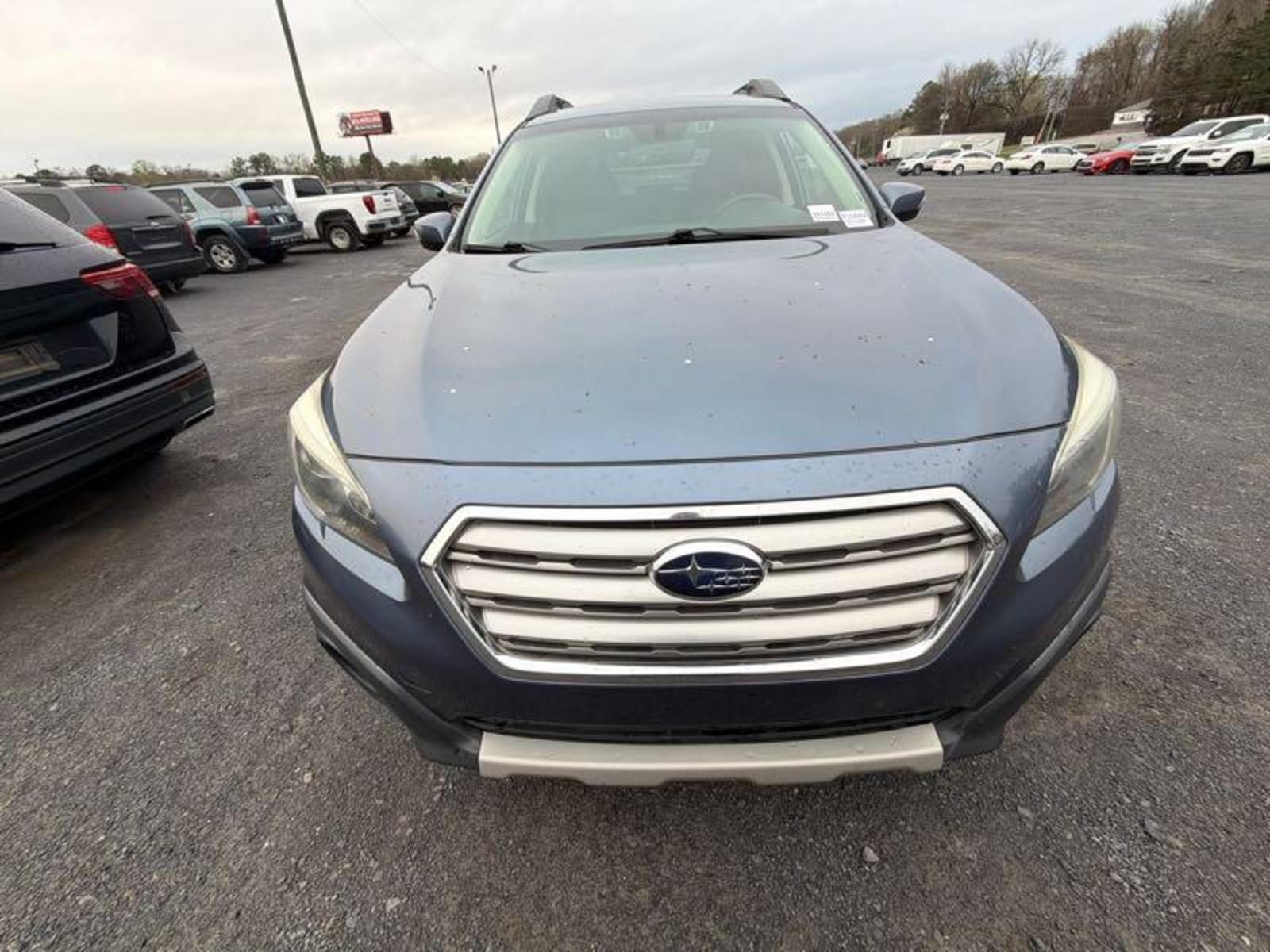 Used 2017 Subaru Outback 2.5i Limited AWD/4WD image 1