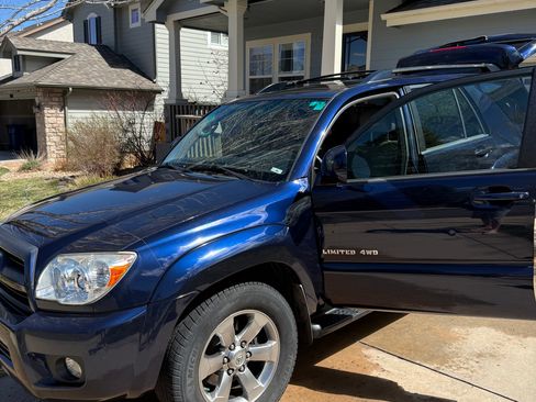 Used 2008 Toyota 4Runner Limited image 10