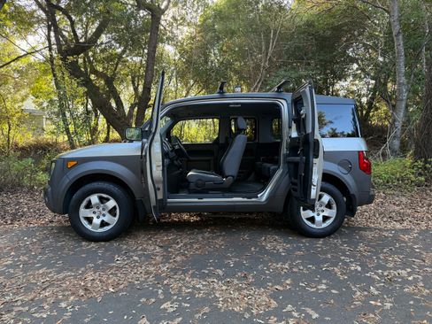 Used 2003 Honda Element EX image 19