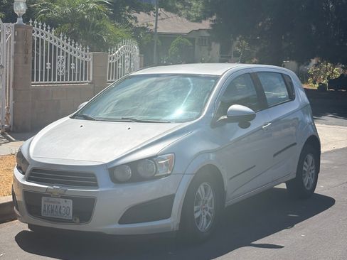 Used 2012 Chevrolet Sonic LS FWD image 1