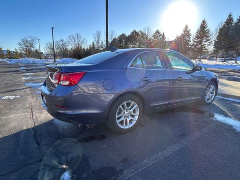 Used 2015 Chevrolet Malibu LT w/ Power Convenience Package image 5