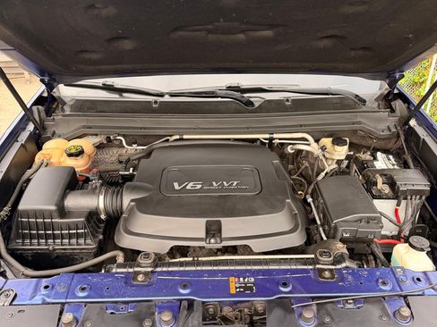 Used 2015 Chevrolet Colorado Z71 AWD/4WD image 29
