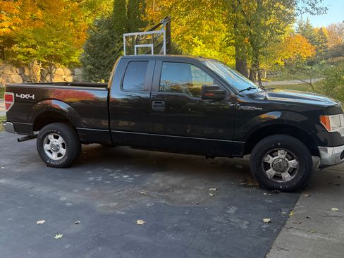 Used 2013 Ford F150 XLT w/ XLT Convenience Pkg image 1