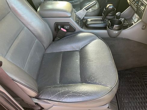 Used 2002 Land Rover Discovery SE7 image 13