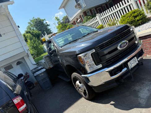 Used 2019 Ford F350 XL w/ XL Value Package AWD/4WD image 11