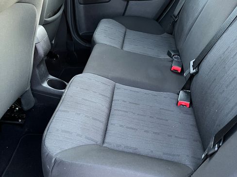 Used 2008 Ford Focus SE FWD image 12