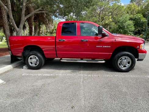 Used 2004 Dodge Ram 2500 Truck SLT w/ Trailer Tow Group image 5