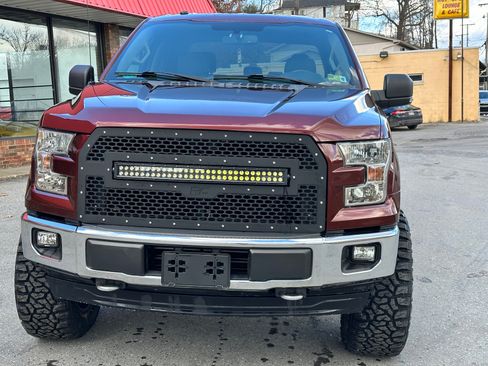 Used 2017 Ford F150 XLT w/ Equipment Group 301A Mid image 6