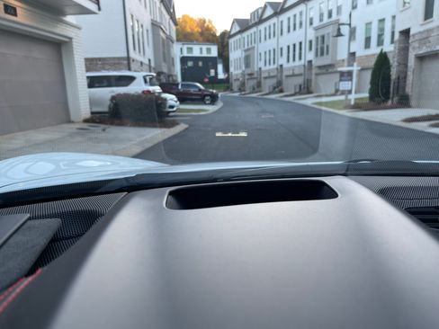 Used 2021 Chevrolet Corvette Stingray Premium Conv w/ Z51 Performance Package image 18