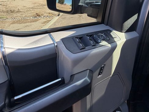 Used 2021 Ford F350 XLT w/ XLT Premium Package AWD/4WD image 8