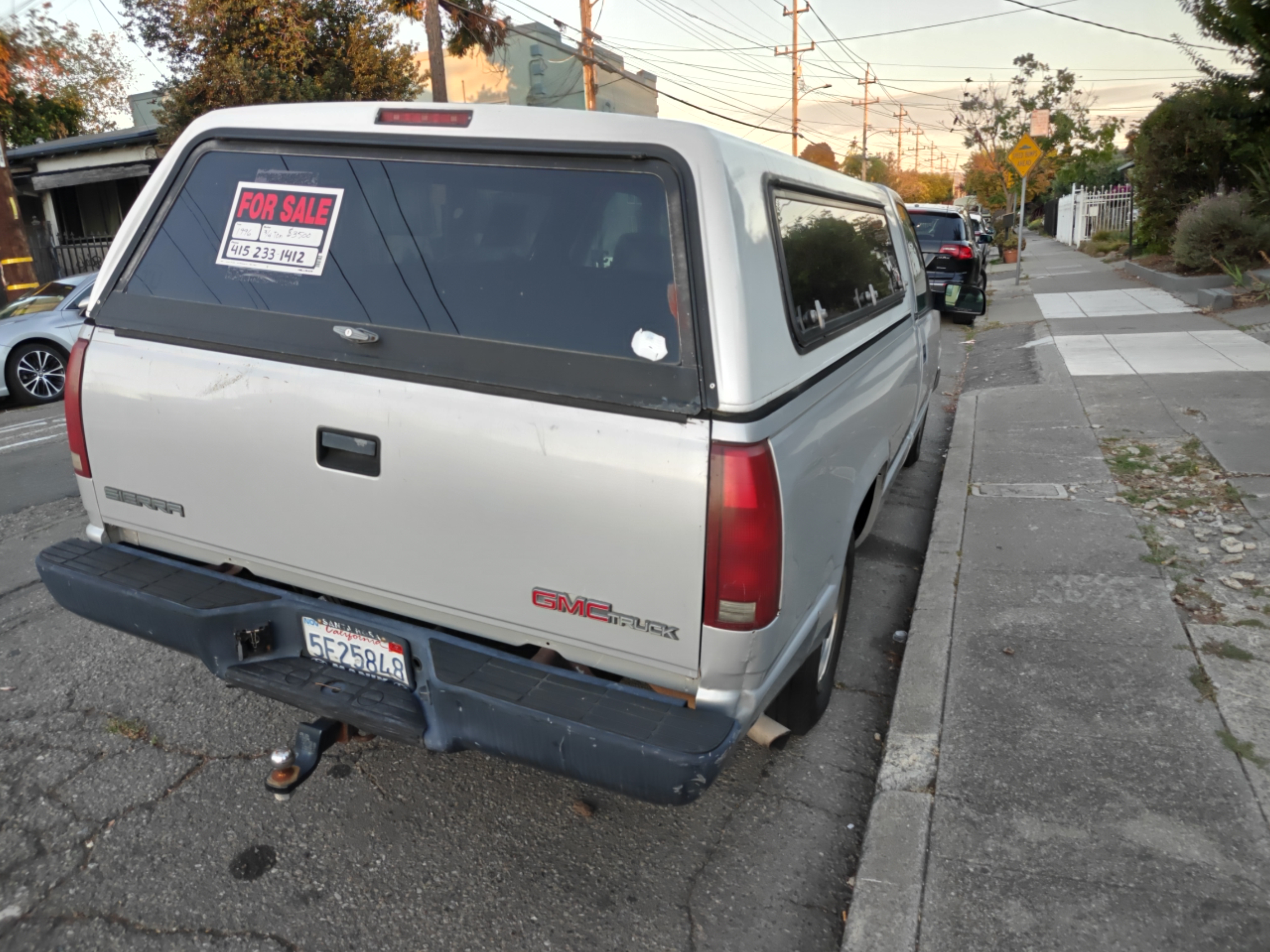 Used 1996 GMC Sierra 2500 2WD Regular Cab image 4