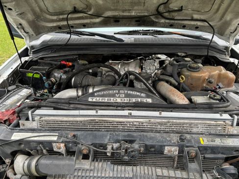 Used 2008 Ford F550 4x4 Regular Cab Super Duty image 14