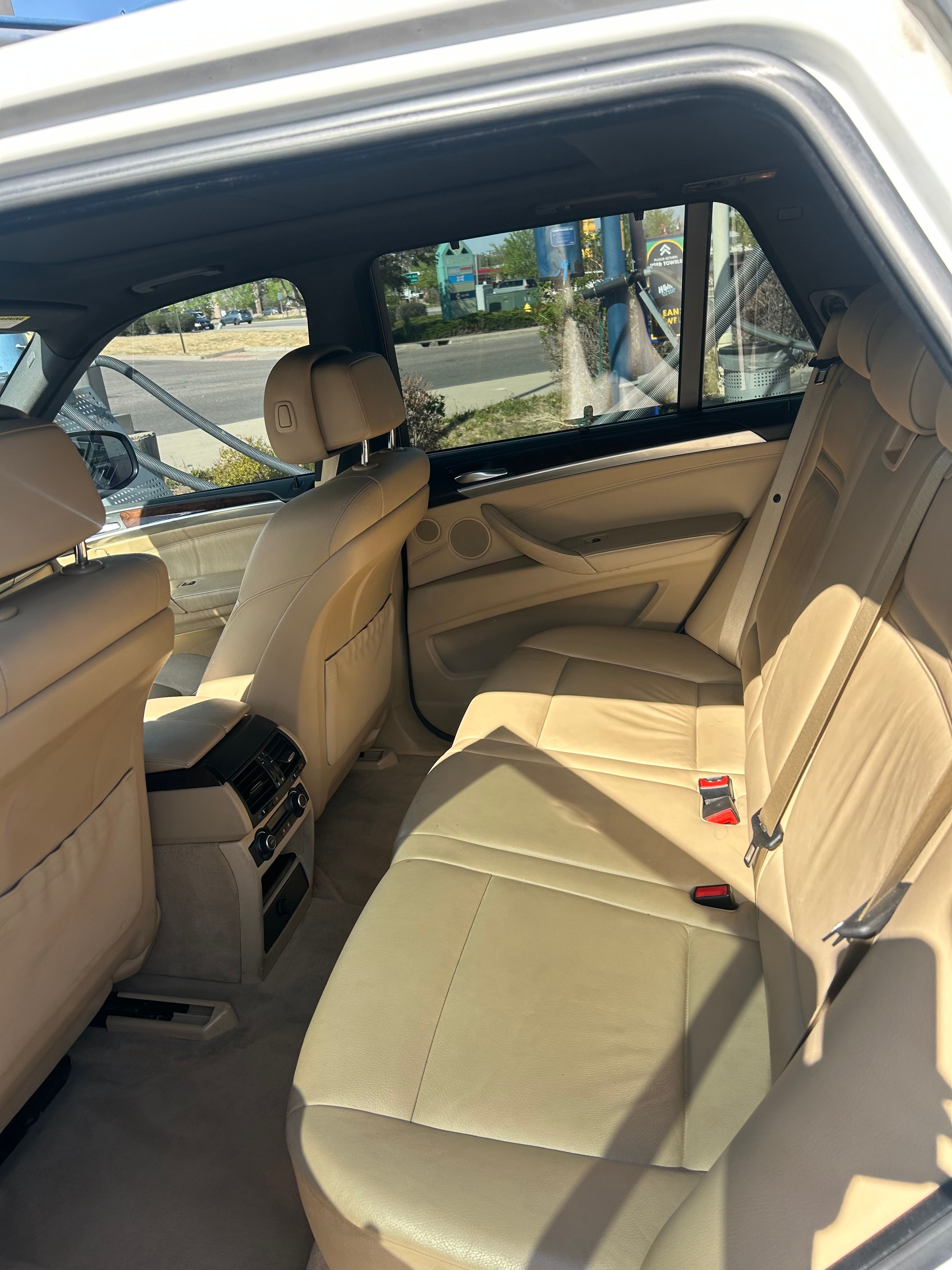 Used 2009 BMW X5 xDrive48i AWD/4WD image 11