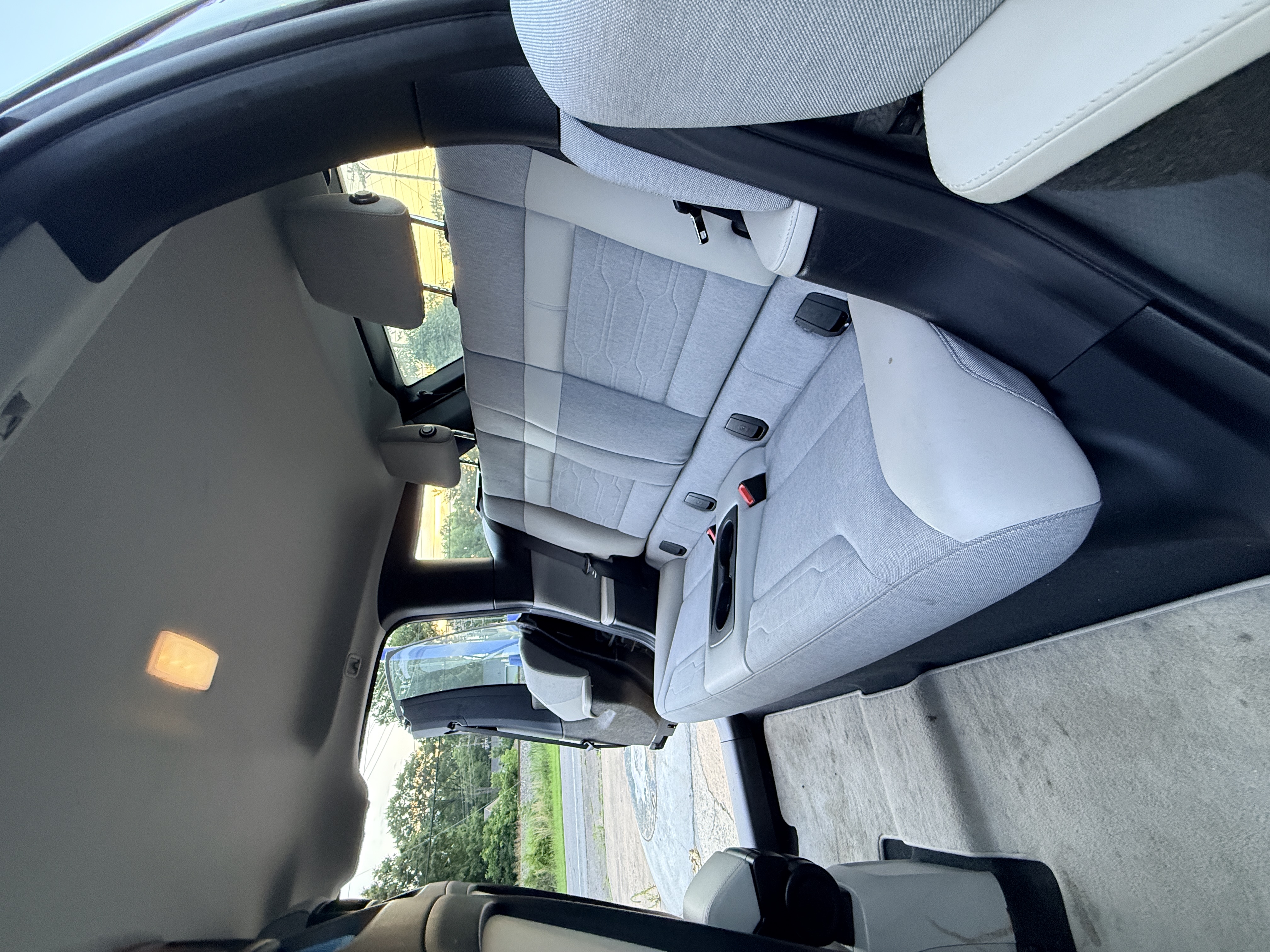 Used 2015 BMW i3 w/ Range Extender RWD image 8