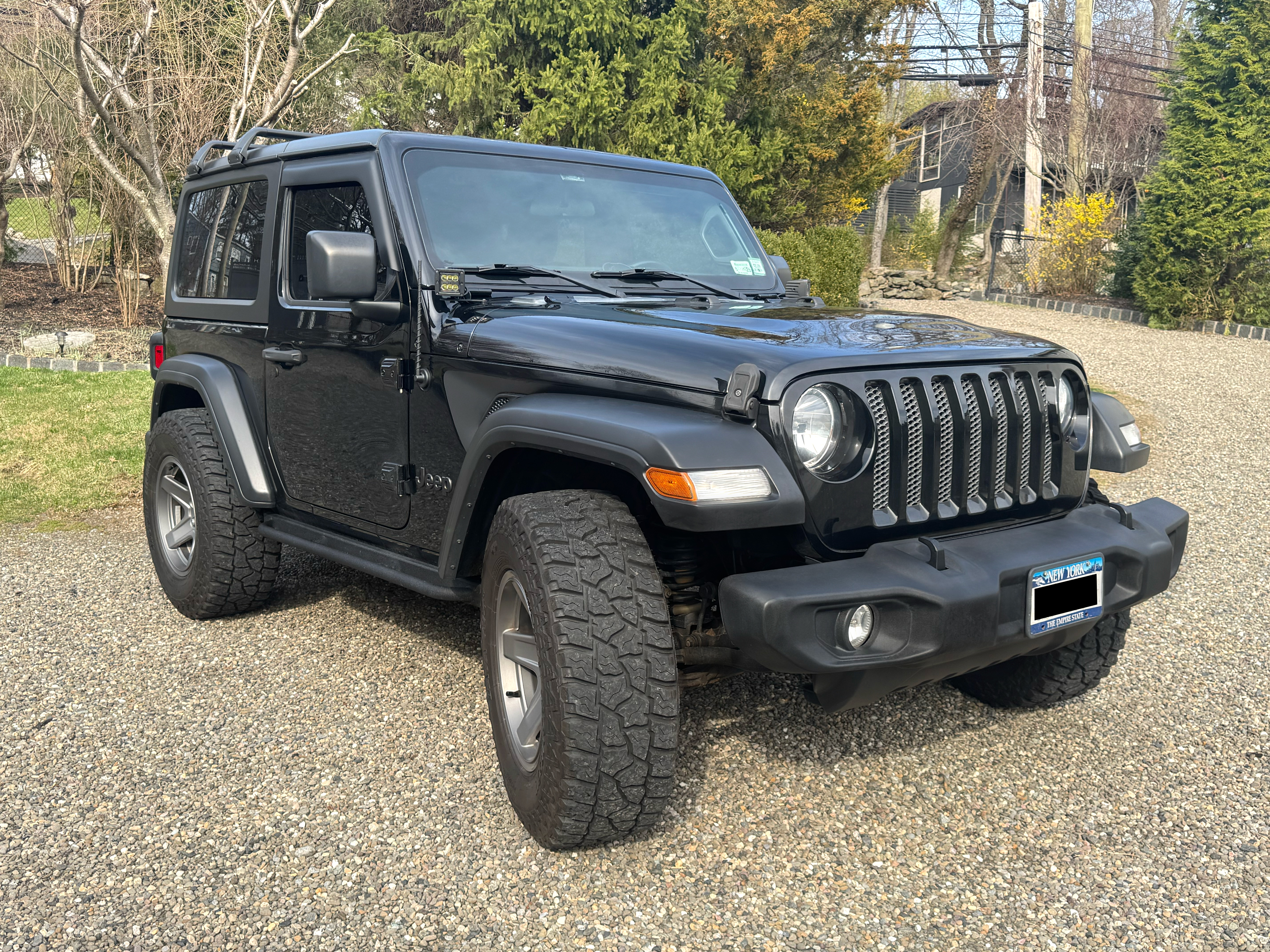 Used 2018 Jeep Wrangler Sport AWD/4WD image 2