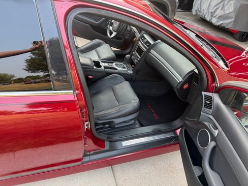 Used 2009 Pontiac G8 GT w/ Premium Package RWD image 16