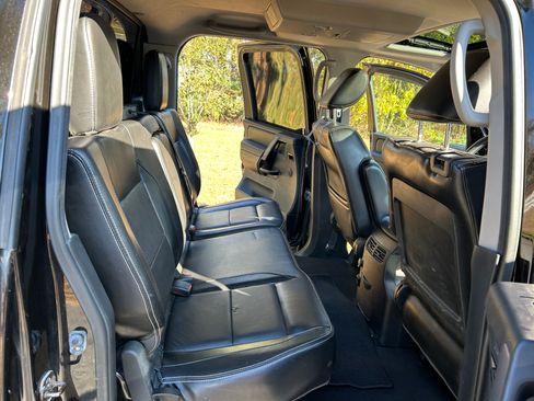 Used 2014 Nissan Titan PRO-4X image 10