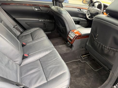 Used 2007 Mercedes-Benz S 550 image 10