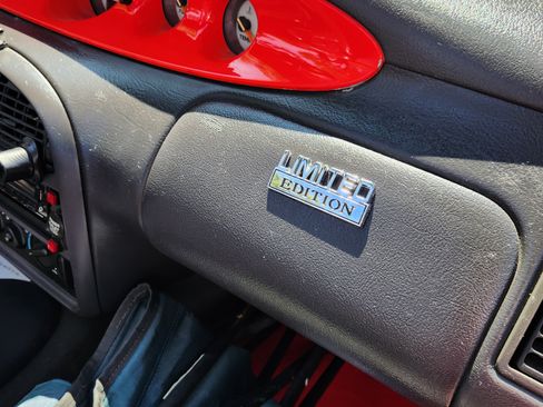 Used 1999 Plymouth Prowler RWD image 6