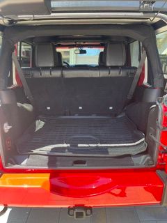 Used 2016 Jeep Wrangler Unlimited Sahara w/ Connectivity Group AWD/4WD image 13